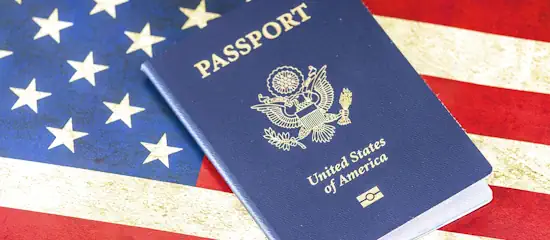 Hur ser ett riktigt amerikanskt pass ut?